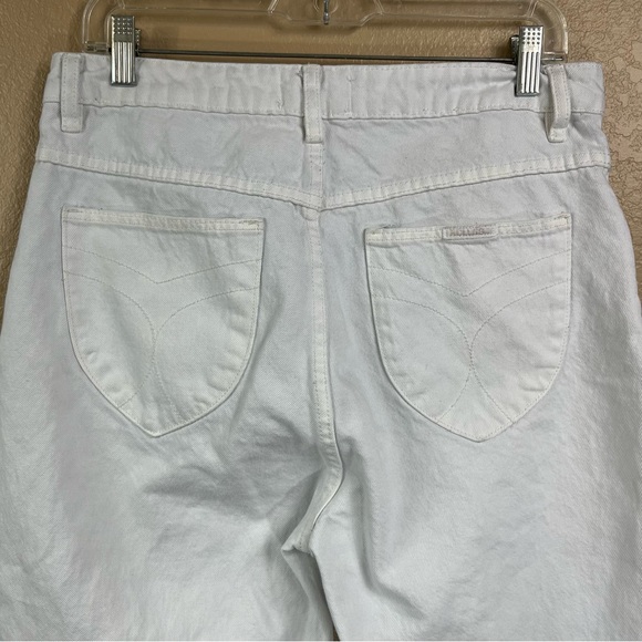 Rolla’s Eastcoast Crop Flare High Rise White Jeans - Picture 6 of 9